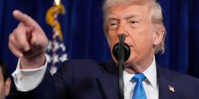 Ο Τραμπ μας δείχνει πώς γίνονται οι δουλειές