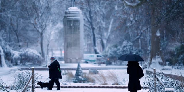 Xιονοπτώσεις: Εκατοντάδες πτήσεις ακυρώθηκαν σε πολλές χώρες της Ευρώπης