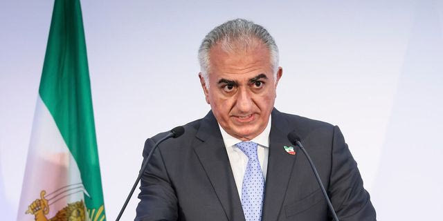Τραμπ για Παχλαβί: “Φαίνεται πολύ ωραίος, αλλά δεν ξέρω πώς θα χειριζόταν τις καταστάσεις στη χώρα του”