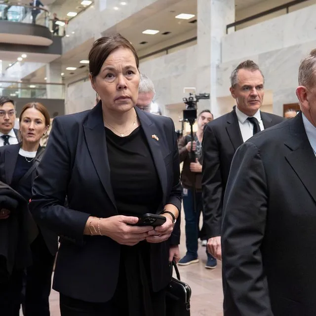 Γροιλανδία: Δάκρυσε η ΥΠΕΞ για την “έντονη πίεση” από Τραμπ