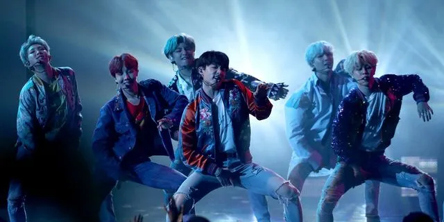 Οι BTS επιστρέφουν στις μουσικές σκηνές και θα βγάλουν 1 δισ. με το “καλημέρα”