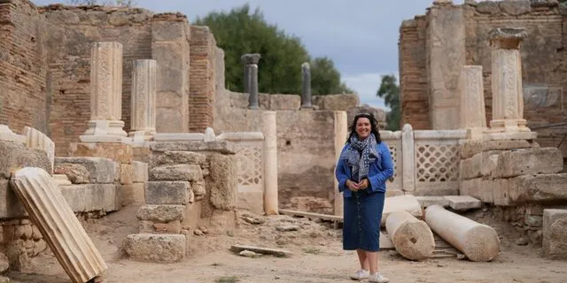 Η Bettany Hughes
