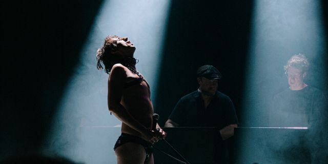 Οι Decius, αφού κατάφεραν να μπουν στο Berghain, υπόσχονται χάος στην Αθήνα