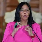 Βενεζουέλα: Η Ροδρίγκες καλεί την Ματσάδο να “μείνει στην Ουάσιγκτον”