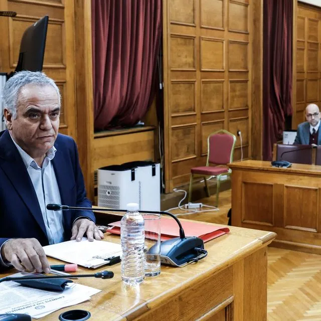 ΟΠΕΚΕΠΕ: Το Μαξίμου “ψάχνει” το σκάνδαλο του 2025 στο… 2015