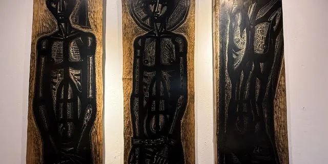 Η μνήμη χαράσσεται στα Καλάβρυτα – Τα χαρακτικά του Α. Τάσσου απέναντι στην Ιστορία