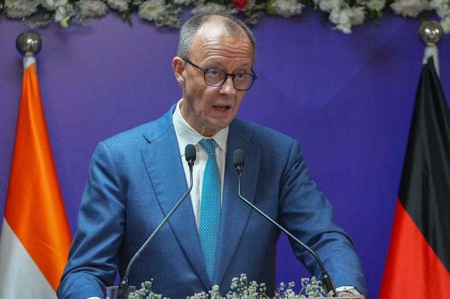 Ο Γερμανός καγκελάριος, Φρίντριχ Μερτς