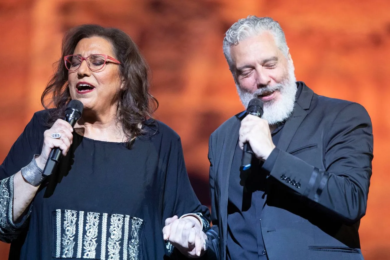 Φαραντούρη και Χριστογιαννόπουλος ιχνηλατούν το έντεχνο ελληνικό τραγούδι