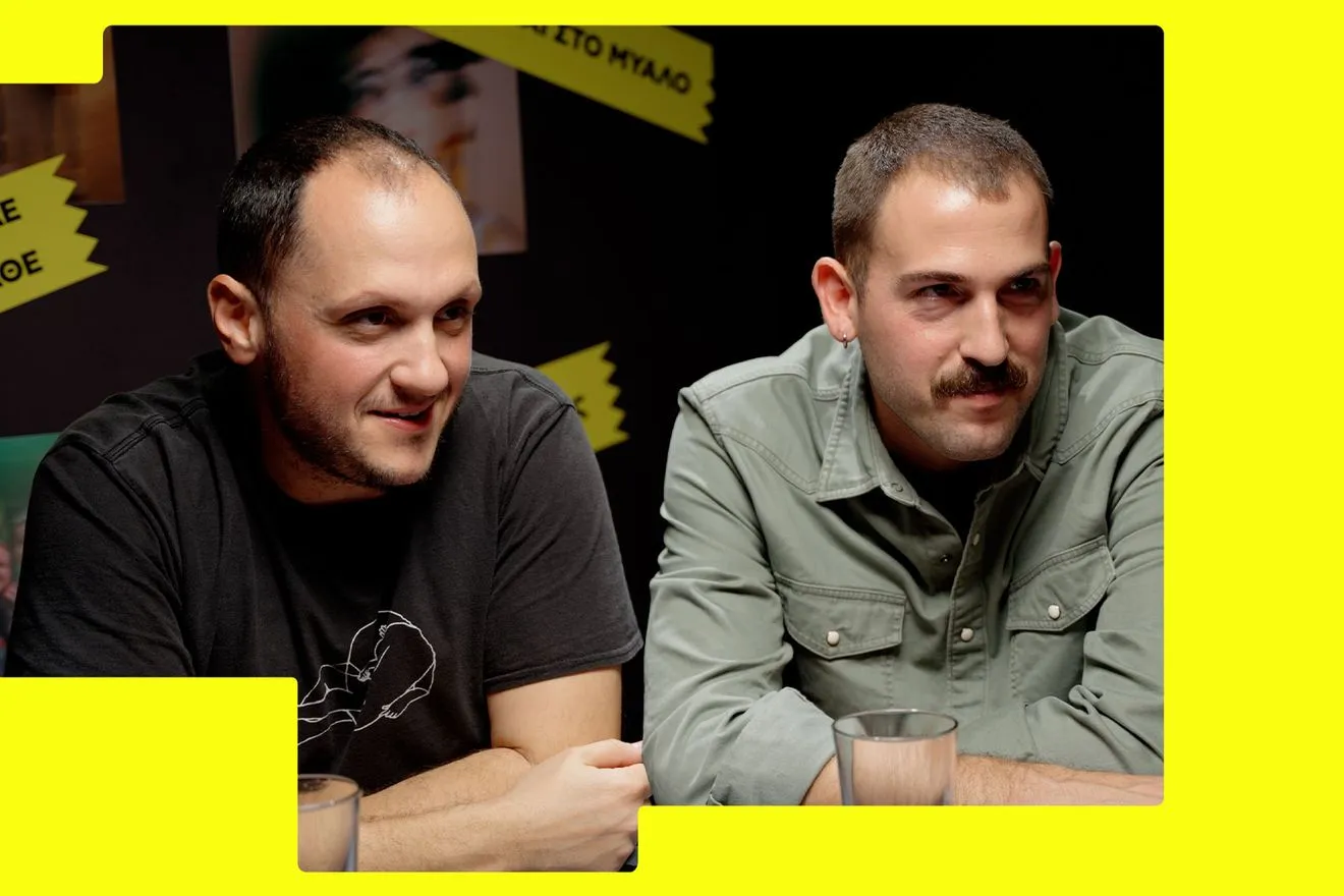 Ο Βασίλης Φωτιάς και ο Αντώνης Μεϊμάρης από τους Κοινούς Θνητούς μιλάνε Στη Χώρα Των Στερεοτύπων