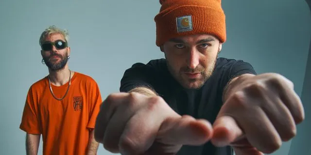 Οι Turboflow3000 μιλάνε για όσους μοιάζουν με εμάς αλλά δεν είναι με εμάς