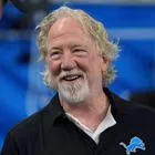 Ο Timothy Busfield