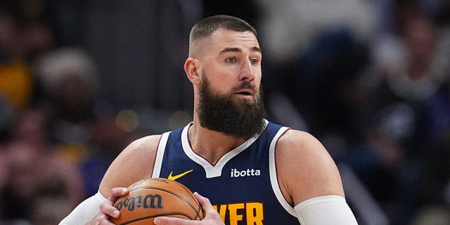 Ο Γιόνας Βαλαντσιούνας