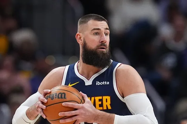 Ο Γιόνας Βαλαντσιούνας