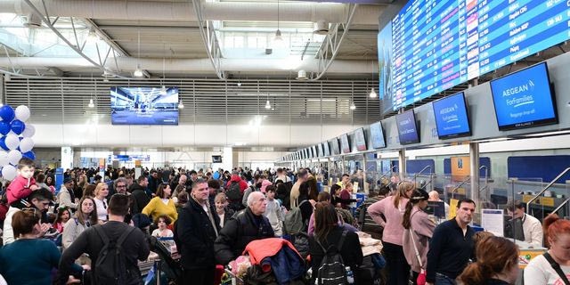 Καθηλωμένες οι πτήσεις στα αεροδρόμια της χώρας – Ταλαιπωρία για χιλιάδες επιβάτες