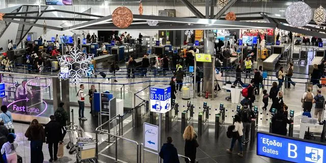 Στιγμιότυπο από τον Διεθνή Αερολιμένα Αθηνών "Ελευθέριος Βενιζέλος"
