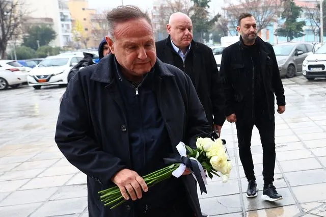 Στην Τούμπα ο Στέλιος Αγγελούδης για να αποτίσει φόρο τιμής τους επτά οπαδούς του ΠΑΟΚ