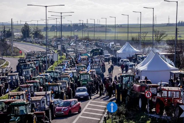 Tο μπλόκο της Νίκαιας στη Λάρισα