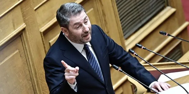 Η κίνηση Ανδρουλάκη για την δημοκρατία