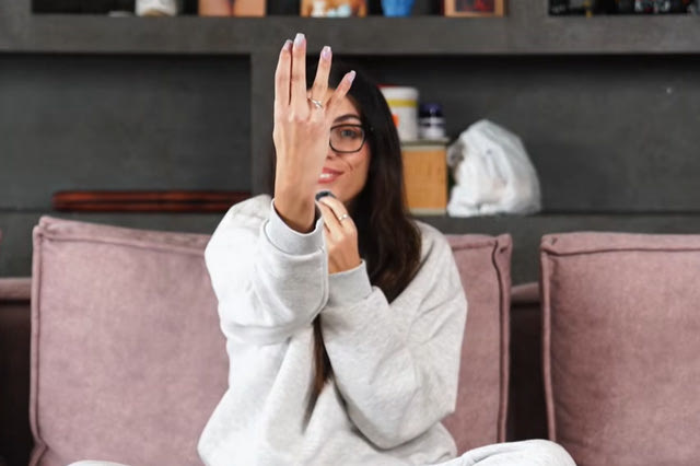 Παντρεύεται η Άννα Μαρία Βέλλη – Τι είπε για την πρόταση γάμου και το μονόπετρο