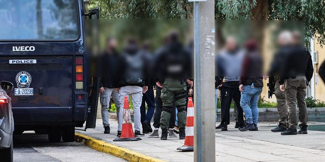 Απολογία στον ανακριτή των 13 συλληφθέντων που φέρονται ως μέλη κυκλώματος που πείραζαν τις αντλίες στα πρατήρια υγρών καυσίμων