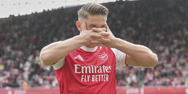 Πού θα δείτε Άρσεναλ – Μάντσεστερ Γιουνάιτεντ, Γιουβέντους – Νάπολι και Ρόμα – Μίλαν