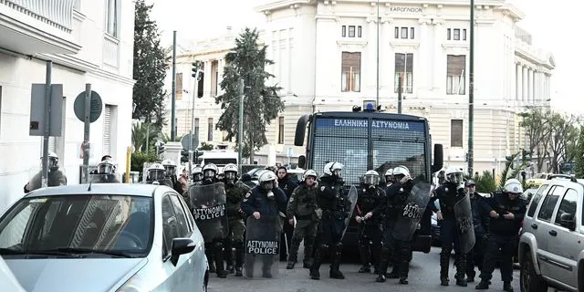 Απαγόρευση συγκεντρώσεων στην Αθήνα για την επέτειο των Ιμίων