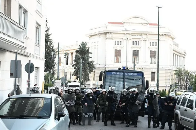 Απαγόρευση συγκεντρώσεων στην Αθήνα για την επέτειο των Ιμίων