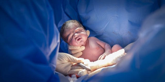 Ποιον μήνα γεννιούνται τα λιγότερα μωρά σε όλον τον κόσμο