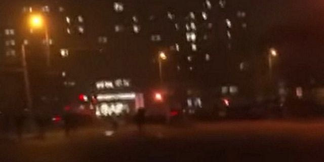 Τροχαίο στη Ρουμανία: Φίλαθλοι του ΠΑΟΚ στο νοσοκομείο όπου βρίσκονται οι τραυματίες και στον τόπο του δυστυχήματος