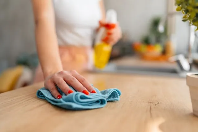 Γιατί οι δουλειές του σπιτιού την Πρωτοχρονιά θεωρούνται γρουσουζιά