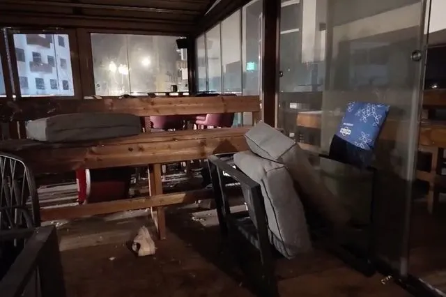 Κραν Μοντανά: Μια σερβιτόρα κρατούσε τα πυροτεχνήματα που προκάλεσαν τη φωτιά – Πέθανε από ασφυξία