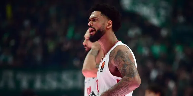 Παναθηναϊκός AKTOR – Ολυμπιακός: To καθοριστικό καλάθι του Ντόρσεϊ που σίγησε το Τ-Center