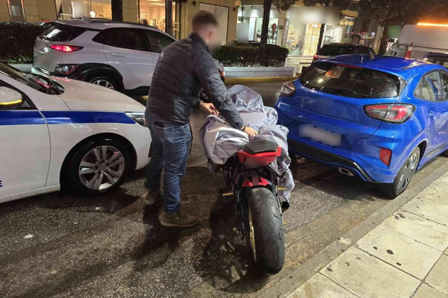 Συνελήφθη 22χρονος που οδηγούσε επικίνδυνα, χωρίς δίπλωμα και τραβούσε βίντεο