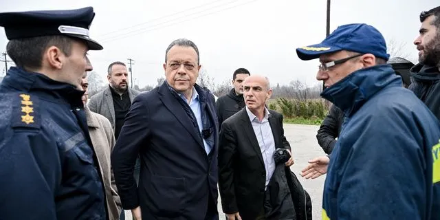 Στις εγκαταστάσεις της “Βιολάντα” ο Σωκράτης Φάμελλος