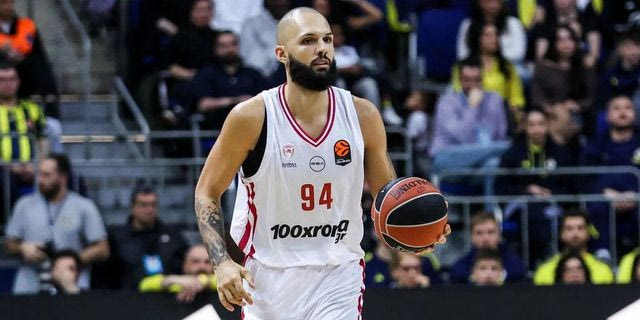 Φενέρμπαχτσε – Ολυμπιακός 88-80: Λύγισε ξανά στο τέταρτο δεκάλεπτο