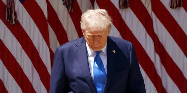 Έρευνα aboutpeople: Πώς είδαν οι Έλληνες τον “έναν χρόνο Τραμπ 2.0”