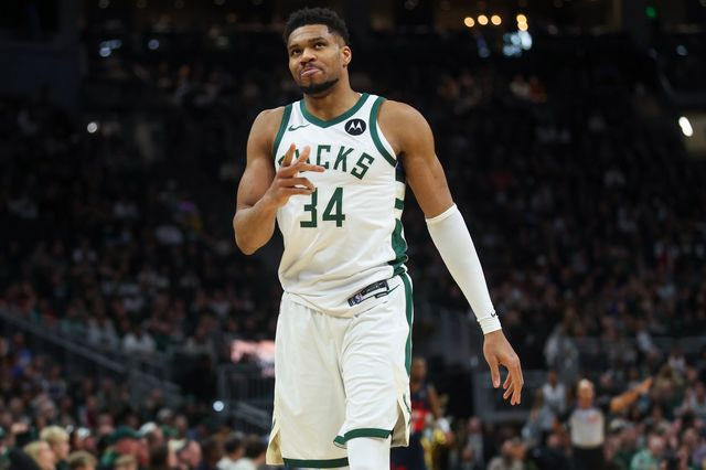 Μπακς – Γουίζαρντς 113-114: Νέο σοκ για Αντετοκούνμπο και Μιλγουόκι