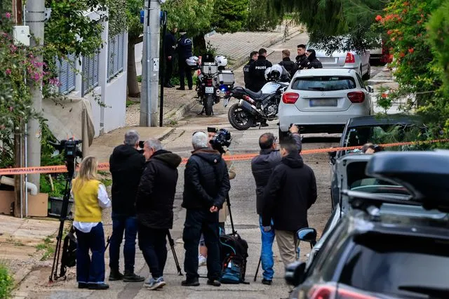 Δολοφονία 80χρονου άνδρα στην Γλυφάδα από τον 46χρονο γιό του