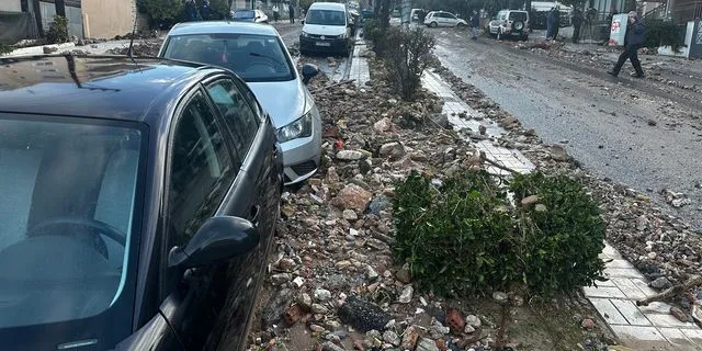 Η επόμενη μέρα της κακοκαιρίας στην Άνω Γλυφάδα