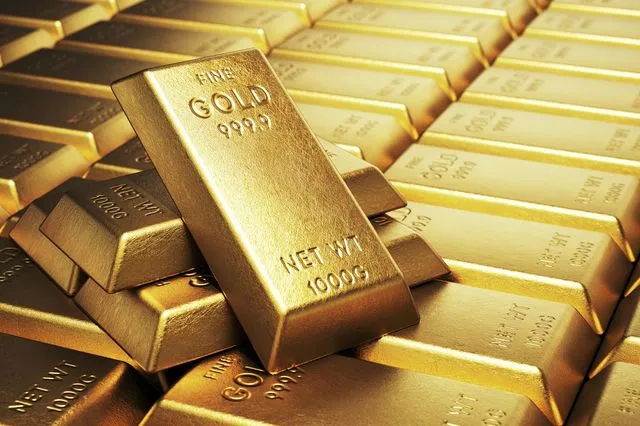 Για πρώτη φορά στην ιστορία, ο χρυσός σπάει το φράγμα των 5.000 δολαρίων