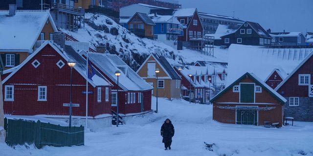 Γροιλανδία σε Τραμπ: Κάτω τα χέρια από τα ορυκτά μας
