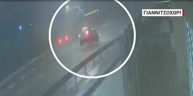 Ηλεία: Ανεμοστρόβιλος σήκωσε ΙΧ στον αέρα – Βίντεο ντοκουμέντο