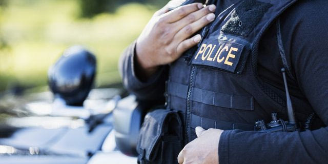 ΗΠΑ: Αστυνομικοί πυροβόλησαν θανάσιμα σερίφη – Είχε σκοτώσει τον 11χρονο γιό του