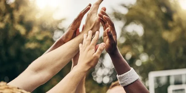 “Πράξη αντίστασης το να παίζουμε”, λένε trans αθλητές για την πρόθεση αποκλεισμού τους