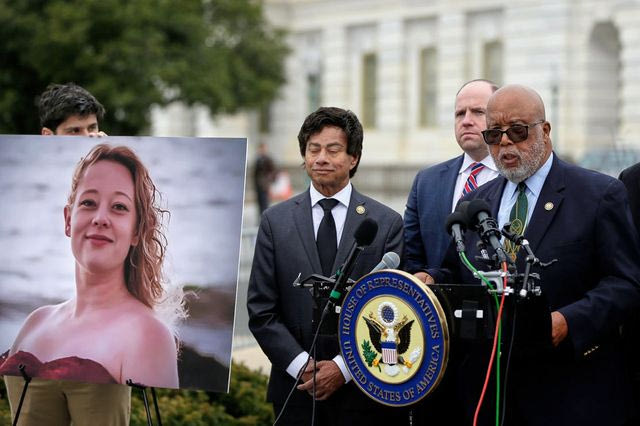 Συνέντευξη Τύπου για την εκτέλεση της Ρενέ Γκουντ