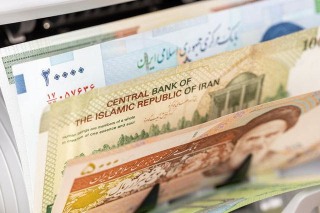 FT: Ιρανός μεγιστάνας με ευρωπαϊκή “αυτοκρατορία” 400 εκατ. ευρώ παρά τις κυρώσεις