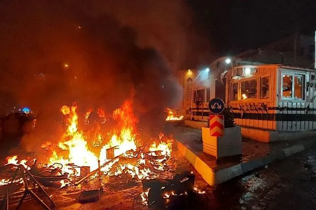 Ιράν: Το καθεστώς αγνοεί τον Τραμπ και απειλεί με μαζικές εκτελέσεις διαδηλωτών