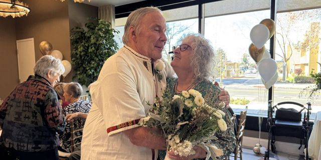 O Μάικλ Ο'Ράιλι και η Λίντα Φέλντμαν