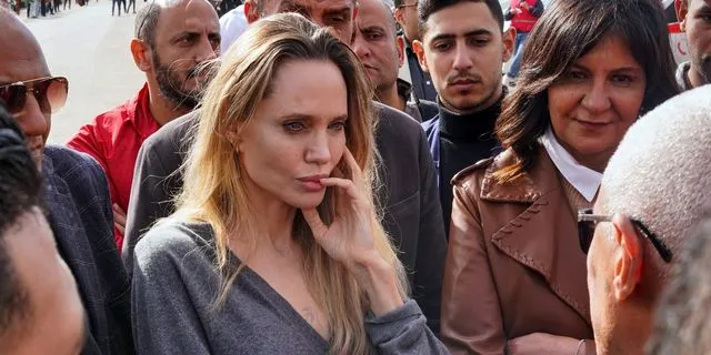 Στη Ράφα η Αντζελίνα Τζολί – Συμμετείχε σε διεθνή ανθρωπιστική αποστολή
