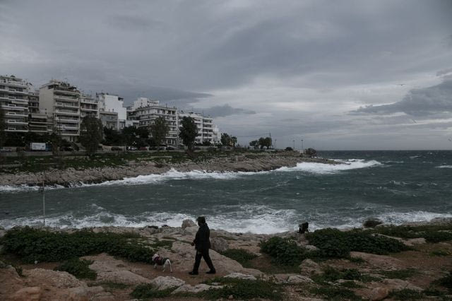 Καιρός: Άνοδος θερμοκρασίας, αλλά με δυνατά μποφόρ – Πώς θα κάνουμε Θεοφάνεια